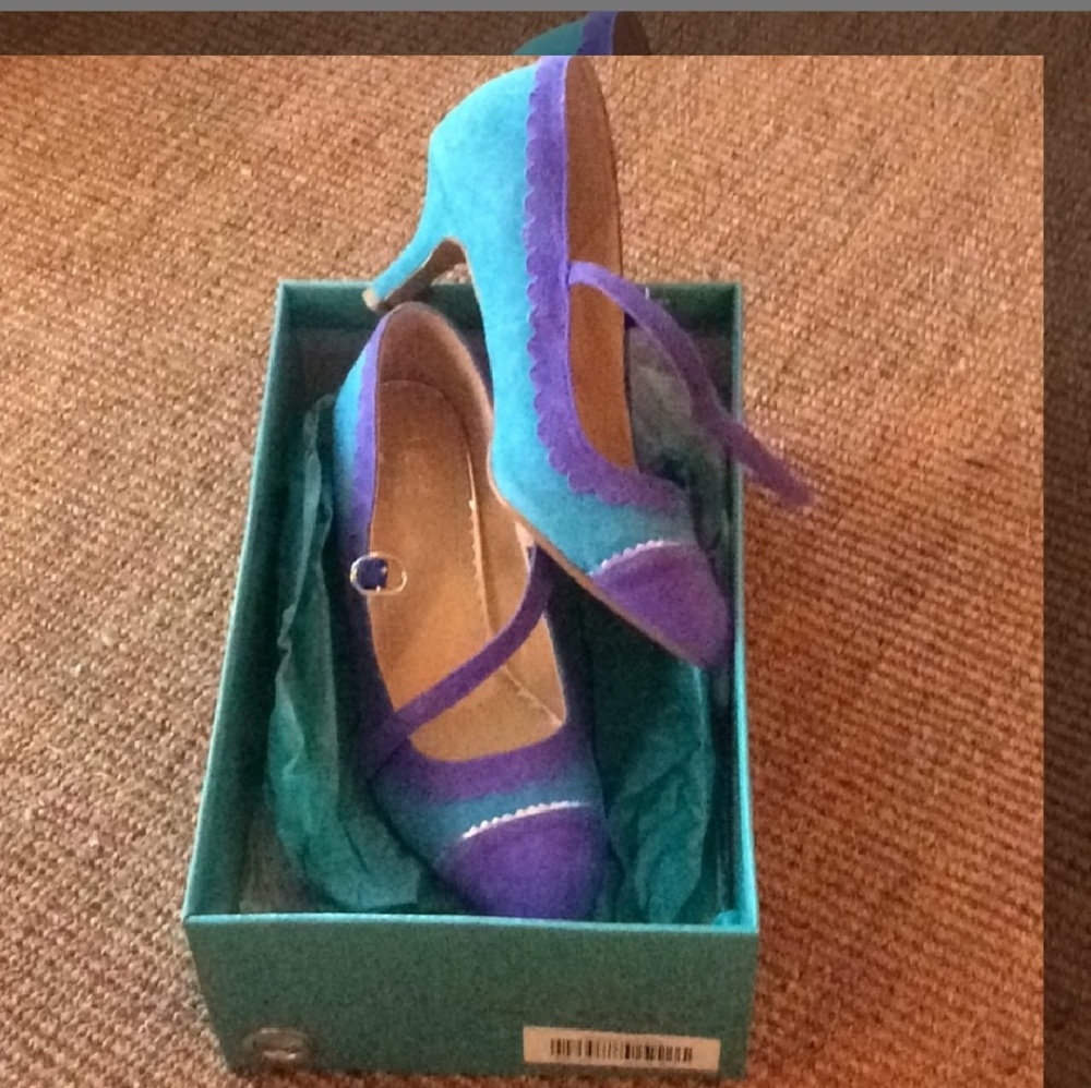 Purple & turquoise  suede low heeled pumps